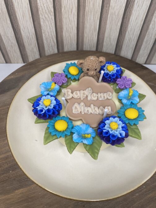 Bougie Événement "Couronne de Fleurs" – Cadeau personnalisé pour anniversaire, baptême ou naissance – Image 4